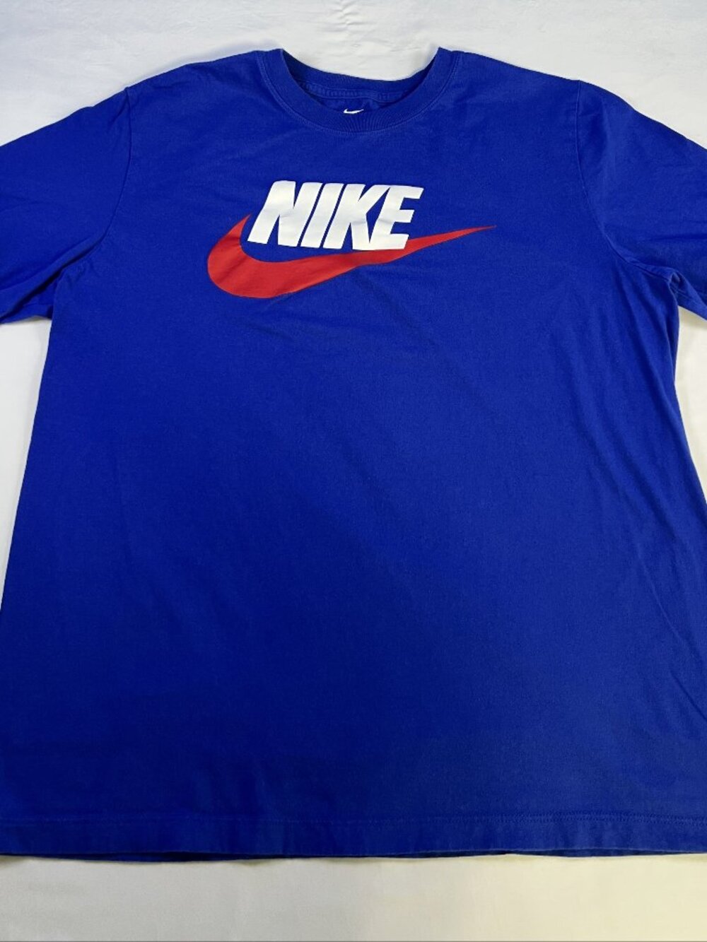 Blue Nike T-Shirt Men’s Size Large